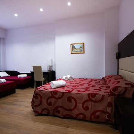 רומא Mbs Marconi Bridge Suites Guest House מראה חיצוני תמונה